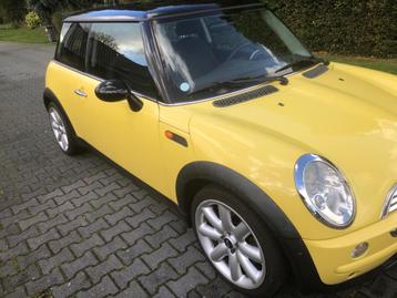 Schitterende mini cooper one 1.6topstaat 16v special edition beschikbaar voor biedingen