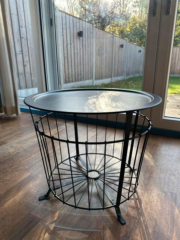 IKEA Salontafel beschikbaar voor biedingen