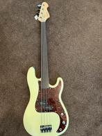 Fretloze P-bass Revelation, Muziek en Instrumenten, Snaarinstrumenten | Gitaren | Bas, Ophalen of Verzenden, Gebruikt, Elektrisch