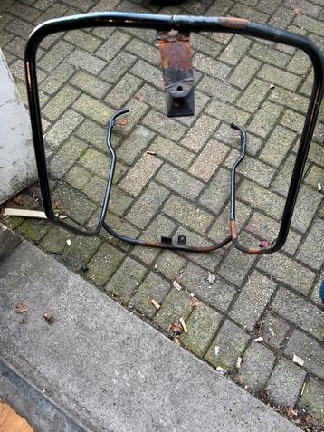 Vespa sprint voorvalbeugel beschikbaar voor biedingen