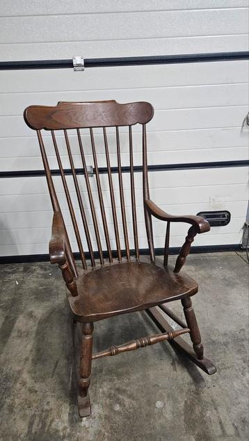 Vintage Eiken Schommelstoel Oirschot beschikbaar voor biedingen