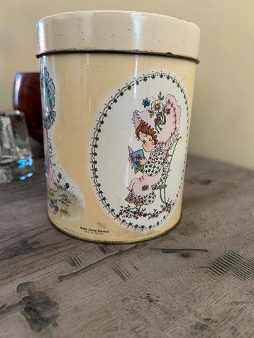 Sarah Kay / Holly Hobbie blik beschikbaar voor biedingen