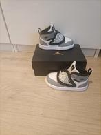 Nieuwe Jordans maat 25, Kinderen en Baby's, Kinderkleding | Schoenen en Sokken, Ophalen, Nieuw, Meisje