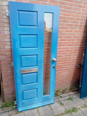 Hardhouten voordeur 87.5x210.5cm 5vaks verdeling met dubbelg beschikbaar voor biedingen
