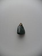 Een kettinghanger 'Nefriet Jade steen", Groen, Ophalen of Verzenden, Zo goed als nieuw, Steen of Mineraal