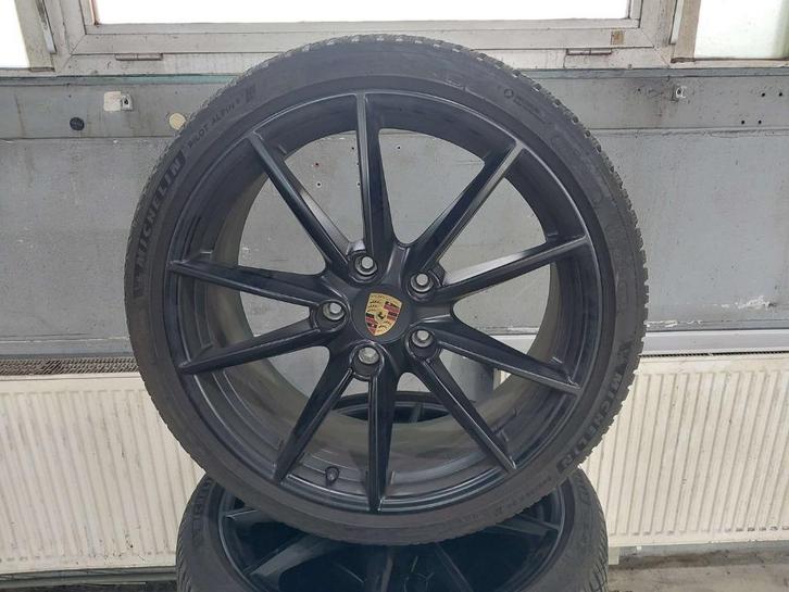 Porsche 911 - 992 20/21 inch Carrera S velgen winterbanden, Auto-onderdelen, Banden en Velgen, Banden en Velgen, Winterbanden