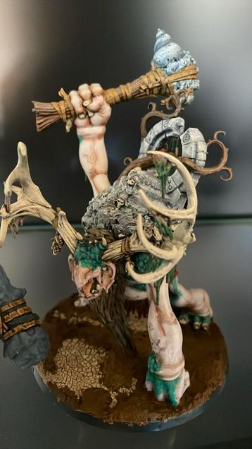 Aos Troggoth King beschikbaar voor biedingen