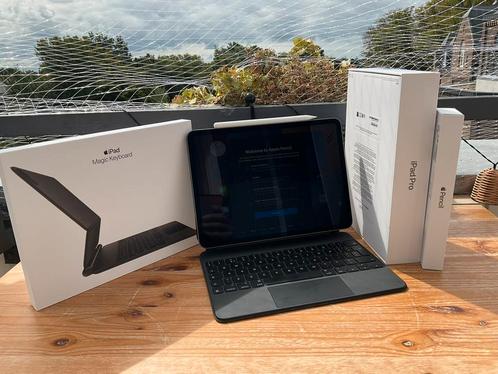 iPad Pro 11" 2e 128GB + Magic Keyboard + Apple Pencil 2e gen, Computers en Software, Apple iPads, Zo goed als nieuw, 11 inch, Ophalen of Verzenden