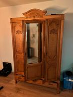 Antieke kast, Antiek en Kunst, Ophalen of Verzenden