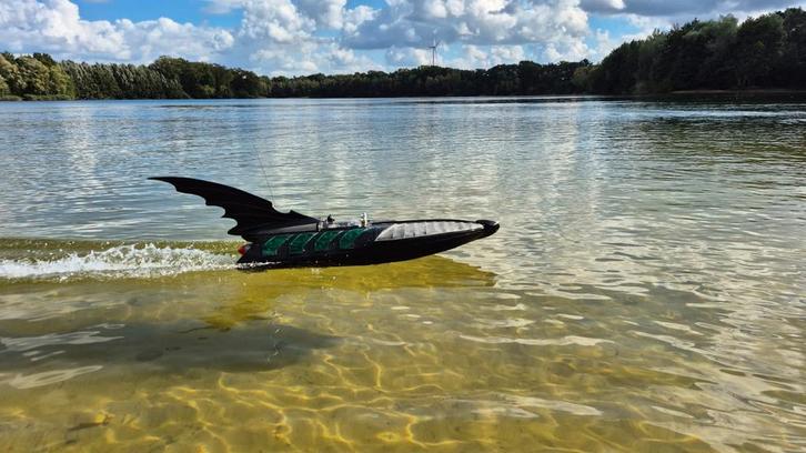 Bathboat ( Bathman for Ever ), Hobby en Vrije tijd, Modelbouw | Boten en Schepen, Gebruikt, Groter dan 1:32, Overige merken, Ophalen