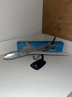Boeing 777-300Er Modelvliegtuig 1:200 klm sky team, Ophalen of Verzenden, Zo goed als nieuw, Schaalmodel