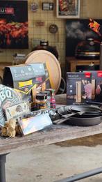 BBQ accessoires tang borstel snijplank houtskool wokkels pan, Ophalen, Nieuw