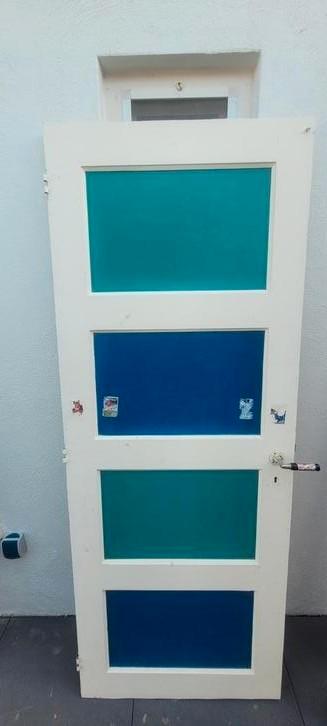 Houten gebruikte jaren 30 paneeldeur 191,5cm bij 73cm.  beschikbaar voor biedingen