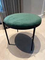Groene fluwelen bijzettafel met zwart onderstel, Ophalen of Verzenden, Zo goed als nieuw, IJzer