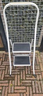 Inklapbaar Keukentrapje., Doe-het-zelf en Verbouw, Ladders en Trappen, Ophalen, Gebruikt, Trap, Opvouwbaar of Inschuifbaar