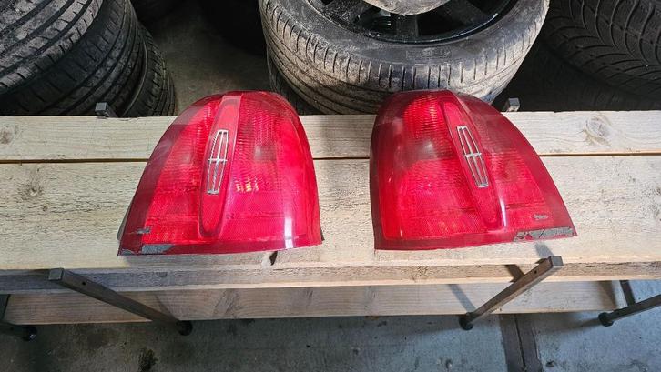 Lincoln Town Car Achterlicht linksachter, Auto-onderdelen, Verlichting, Lincoln, Gebruikt, Ophalen of Verzenden