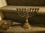 Menora en schaal van koper/brons, Antiek en Kunst, Antiek | Kandelaars, Ophalen of Verzenden, Koper of Brons