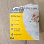 Medela moedermelk bewaarzakjes met schenktuit, Ophalen, Zo goed als nieuw, Overige typen
