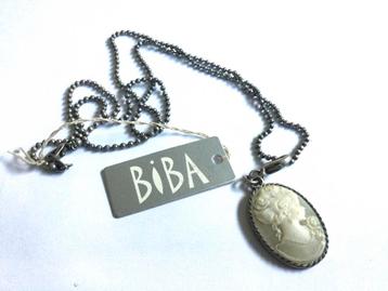 Biba ketting met camee beschikbaar voor biedingen