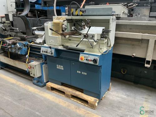 Horizontale draaibanken GDW RD 250, Zakelijke goederen, Machines en Bouw | Metaalbewerking