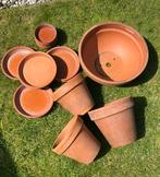 Terracotta bloempotten groot en klein + onderschalen, Tuin en Terras, Bloempotten, Ophalen, Gebruikt, Rond
