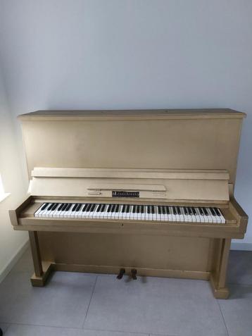 Piano goud Jaschinsky. gratis af te halen beschikbaar voor biedingen