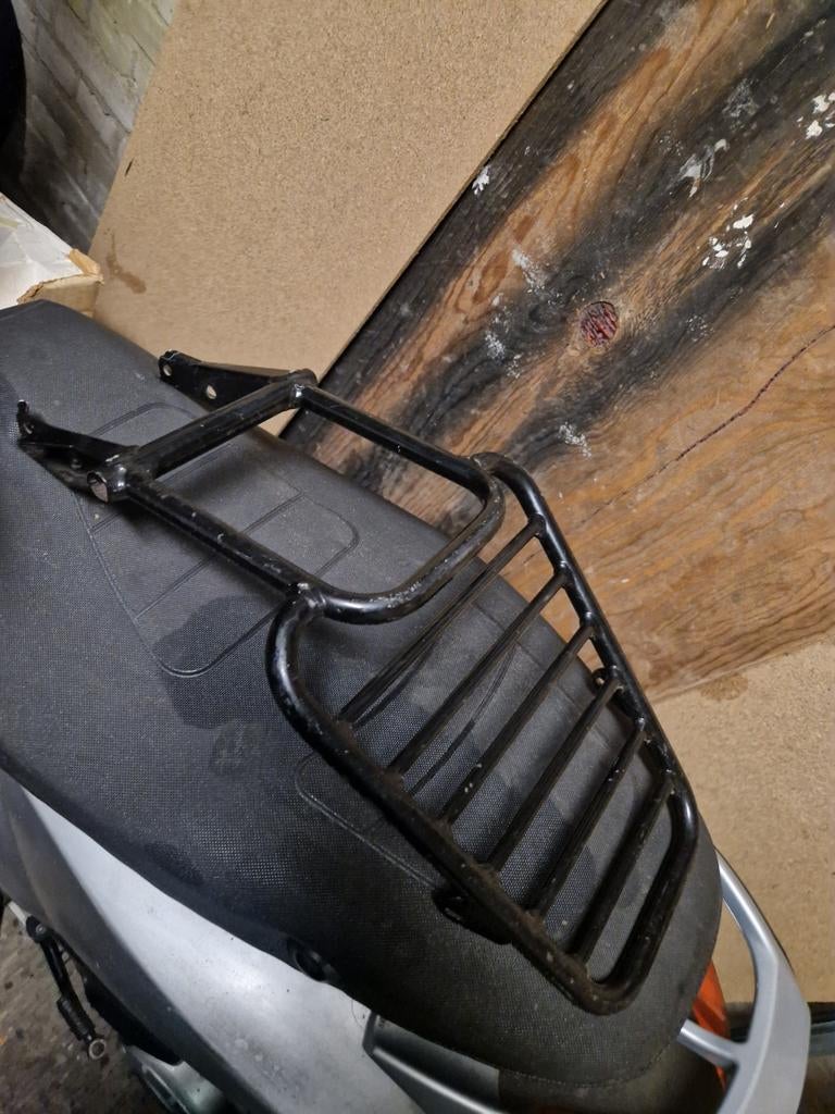 Peugeot Vivacity/Speedfight Achterdrager Nieuw, Ophalen of Verzenden, Nieuw, Overige typen, Peugeot