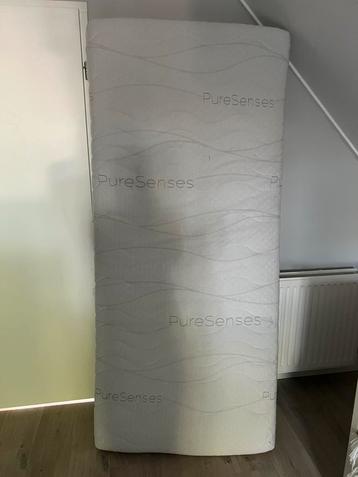 Pure Senses zeer nette matras beschikbaar voor biedingen