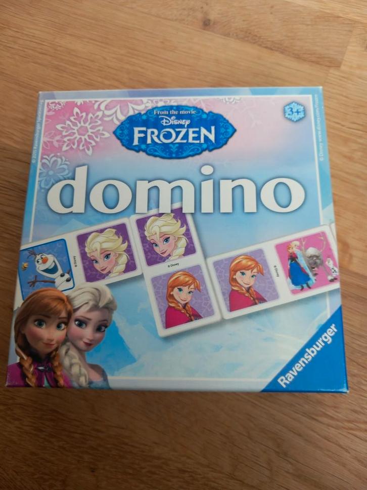 Frozen Domino - Ravensburger, Hobby en Vrije tijd, Gezelschapsspellen | Bordspellen, Gebruikt, Drie of vier spelers, Ophalen of Verzenden