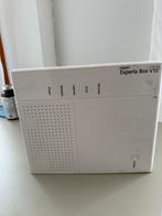 Experiabox V10 met div internetkabels, Computers en Software, Routers en Modems, Ophalen of Verzenden, Zo goed als nieuw