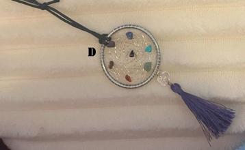 2 X DROMENVANGER KETTING HAND GEMAAKT PER ST. € 17.95  beschikbaar voor biedingen