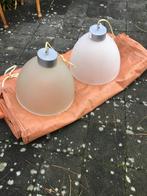 Twee glazen hanglampen, Huis en Inrichting, Lampen | Hanglampen, Ophalen, Gebruikt, Glas, Minder dan 50 cm