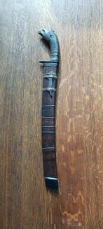 GOLOK OUD KAPMES HOUT MET BUFFELHOORN IN SCHEDE 66 CM LANG, Antiek en Kunst, Ophalen of Verzenden