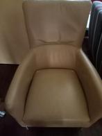 Leuke gele fauteuil. Studentenhuis?, Huis en Inrichting, Fauteuils, Ophalen, Gebruikt