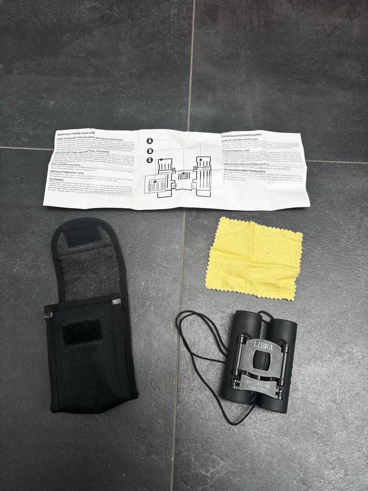 Compacte LIBRA 8x21 Verrekijker, Audio, Tv en Foto, Optische apparatuur | Verrekijkers, Gebruikt, Dakkant (recht), 8 tot 12x, Met hoes of tas