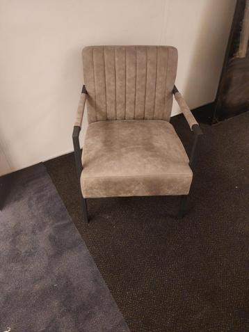 zgan fraaie beige fauteuil ( 500740) beschikbaar voor biedingen