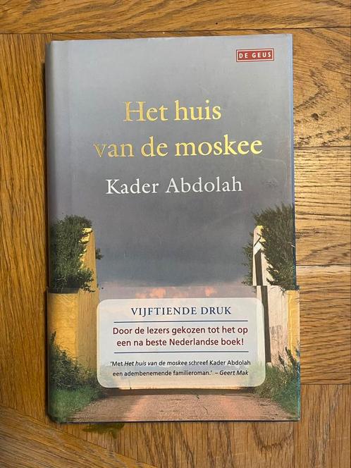 Kader Abdolah - Het huis van de moskee, Boeken, Literatuur, Zo goed als nieuw, Nederland, Ophalen of Verzenden