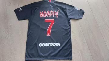 Mbappé PSG voetbalshirt beschikbaar voor biedingen