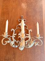 Vintage witte metalen kandelaar voor 3 kaarsen, Ophalen, Gebruikt, Wit, Metaal