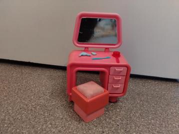 Barbie kaptafel /vintage  beschikbaar voor biedingen