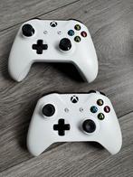 Xbox One S (1TB) met 2 controllers, Ophalen of Verzenden, Gebruikt