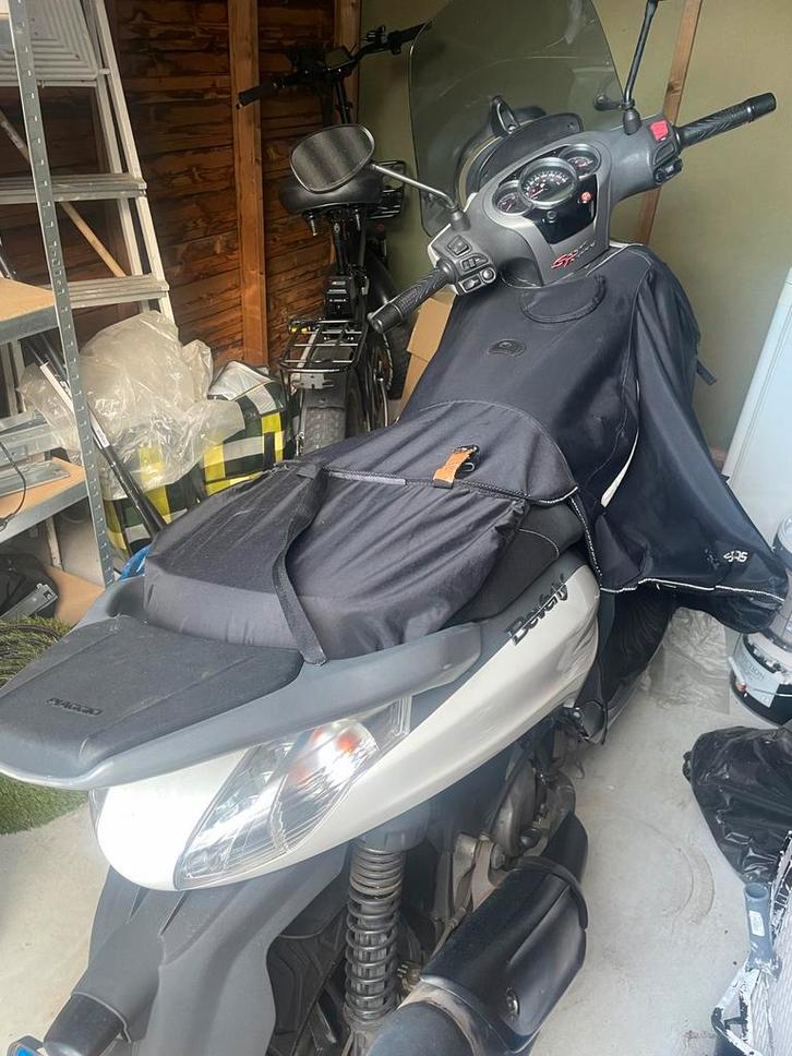 Piaggio Beverly Sport 350 - 2014, Fietsen en Brommers, Snorfietsen en Snorscooters, Gebruikt, Piaggio, Benzine, Ophalen of Verzenden