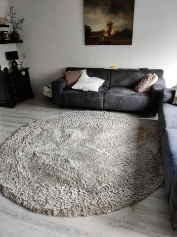 Rond hoogpolig kleed