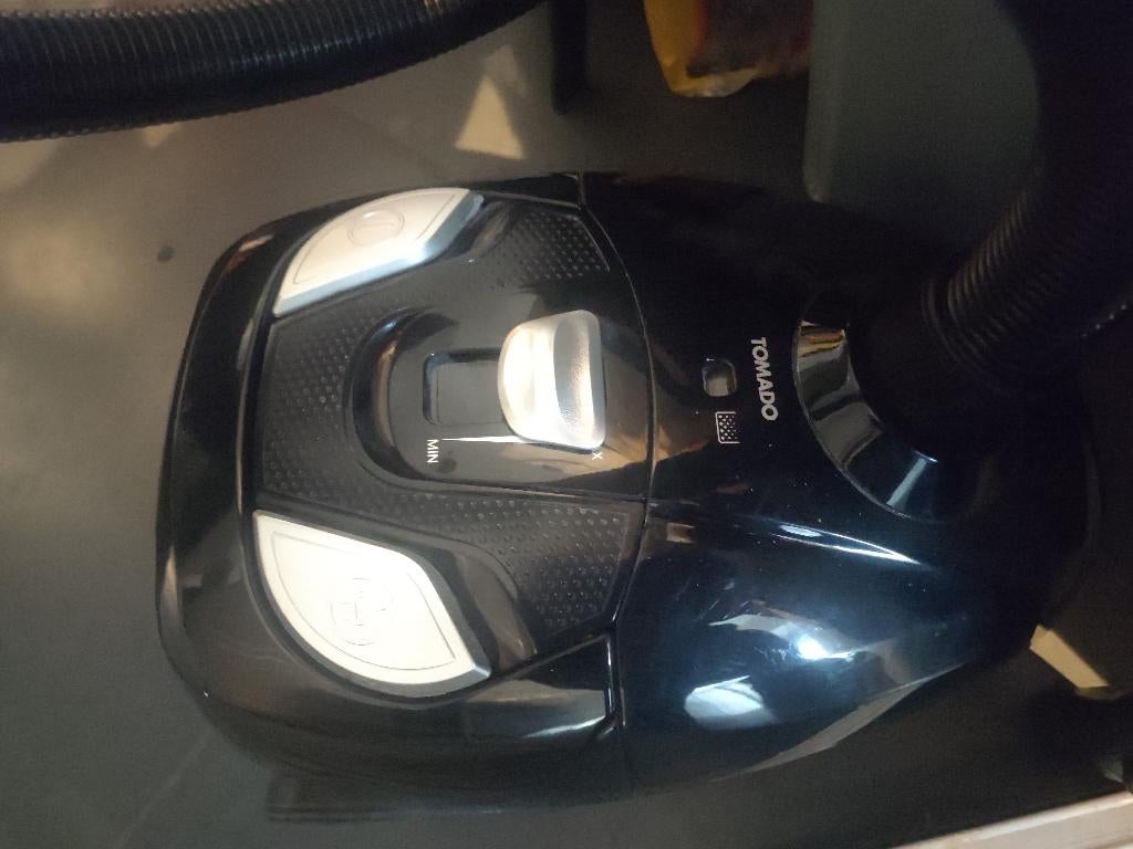 Stoffzuiger, Stofzuiger, Zo goed als nieuw, 1200 tot 1600 watt, Ophalen