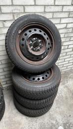 Winterbanden voor Toyota Yaris op velg, Auto-onderdelen, Ophalen, 15 inch, 175 mm, Banden en Velgen