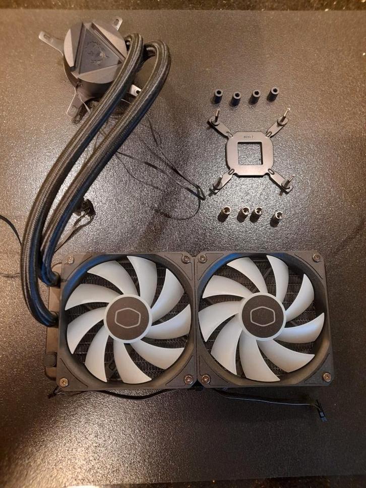 MSI MAG Coreliquid 240MM AIO V2 – Waterkoeler, Computers en Software, Computerkoelers, Zo goed als nieuw, Waterkoeling, Ophalen of Verzenden