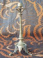 Mooie zware antieke kandelaar uit Frankrijk 30,5 cm. 1850., Antiek en Kunst, Ophalen of Verzenden, Koper of Brons