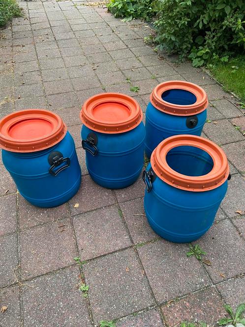 4 tonnen, zie foto voor maten, Tuin en Terras, Regentonnen, Gebruikt, Kunststof, 150 liter of meer, Ophalen of Verzenden