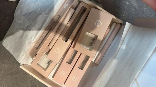 Schoonheidsspecialiste gellac browlamination lashbabe, Sieraden, Tassen en Uiterlijk, Uiterlijk | Cosmetica en Make-up, Zo goed als nieuw