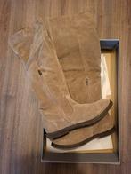 Suède Laarzen Maat 40, Ophalen of Verzenden, Gedragen, Beige, Hoge laarzen